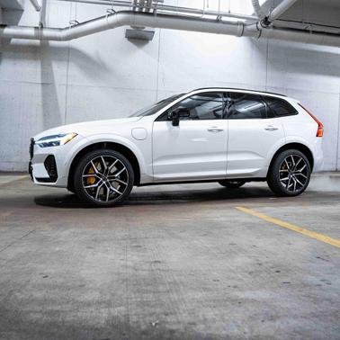 2026 Volvo XC60 Plug-In Hybrid T8 Polestar