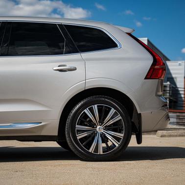 2022 Volvo XC60 B5 Inscription