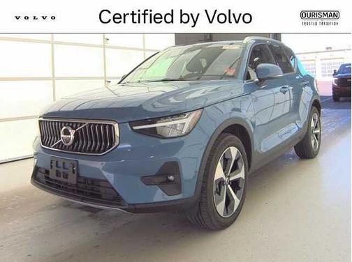 Fjord Blue 2024 Volvo XC40 Plus