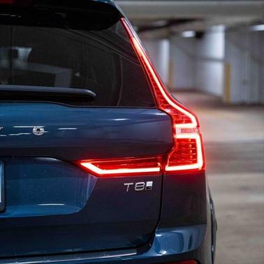 2025 Volvo XC60 Plug-In Hybrid T8 Ultra