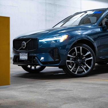2025 Volvo XC60 Plug-In Hybrid T8 Ultra
