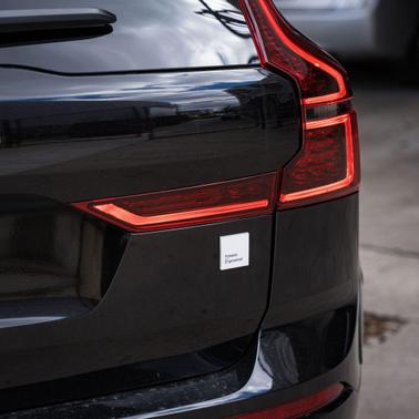 Onyx Black Metallic 2026 Volvo XC60 Plug-In Hybrid T8 Polestar