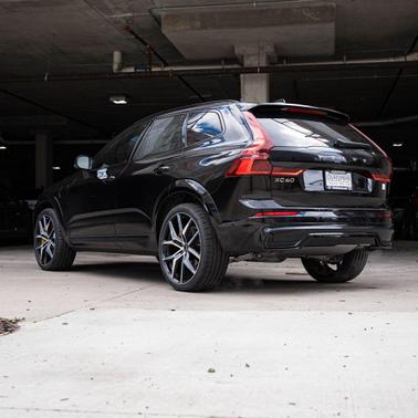 Onyx Black Metallic 2026 Volvo XC60 Plug-In Hybrid T8 Polestar