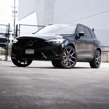 Onyx Black Metallic 2026 Volvo XC60 Plug-In Hybrid T8 Polestar