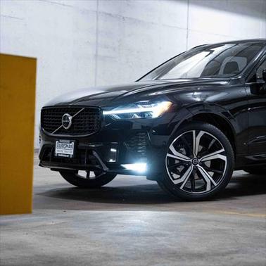 2025 Volvo XC60 B5 Ultra