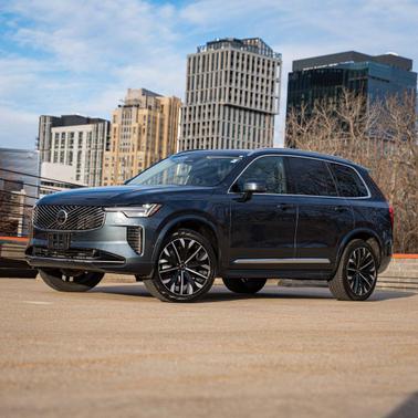 2025 Volvo XC90 Plug-In Hybrid T8 Ultra 7-Seater