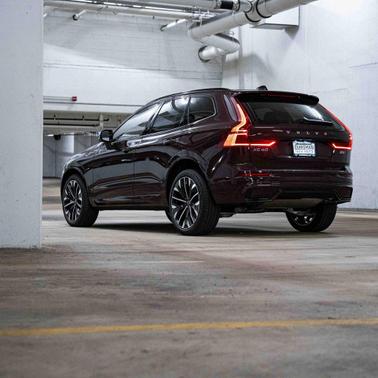 2026 Volvo XC60 B5 Ultra
