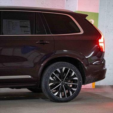 2025 Volvo XC90 Plug-In Hybrid T8 Plus 6-Seater