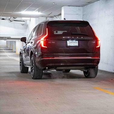 2025 Volvo XC90 Plug-In Hybrid T8 Plus 6-Seater