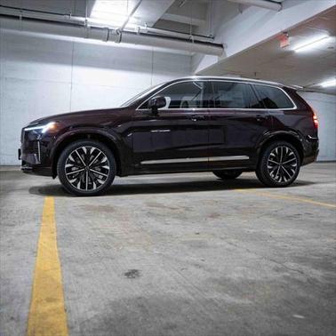 2025 Volvo XC90 B6 Ultra