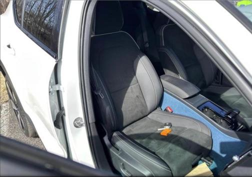 2023 Volvo C40 Recharge Pure Electric Twin Ultimate