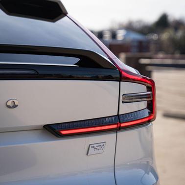 Crystal White Metallic 2023 Volvo C40 Recharge Pure Electric Twin Ultimate