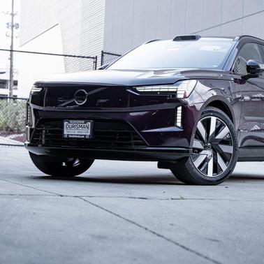 2025 Volvo EX90 Twin Motor Ultra