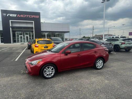 Pulse 2017 Toyota Yaris iA Base