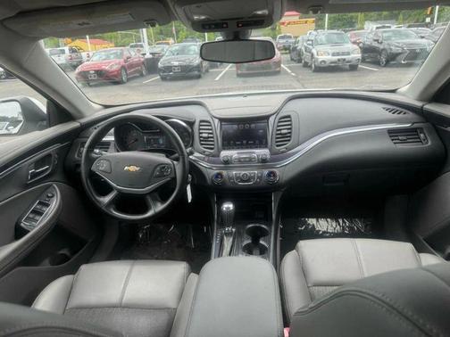 Summit White 2016 Chevrolet Impala LT