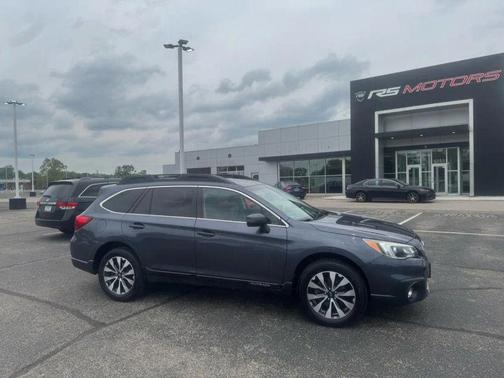 Gray 2017 Subaru Outback 3.6R Limited