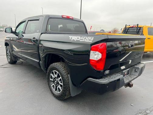 2016 Toyota Tundra SR5