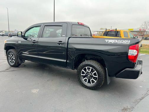 2016 Toyota Tundra SR5