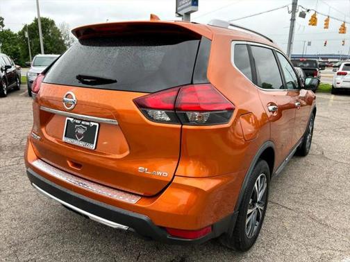 2017 Nissan Rogue SL