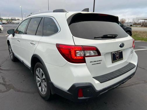 2019 Subaru Outback 3.6R Touring