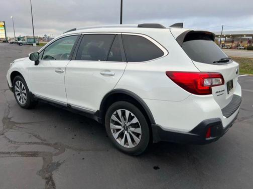 2019 Subaru Outback 3.6R Touring