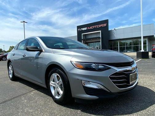Gray Ghost Metallic 2023 Chevrolet Malibu 1LS