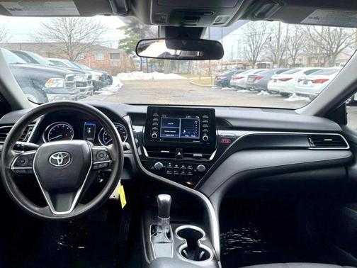 2021 Toyota Camry LE