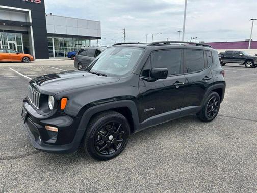 Black Clearcoat 2021 Jeep Renegade Latitude
