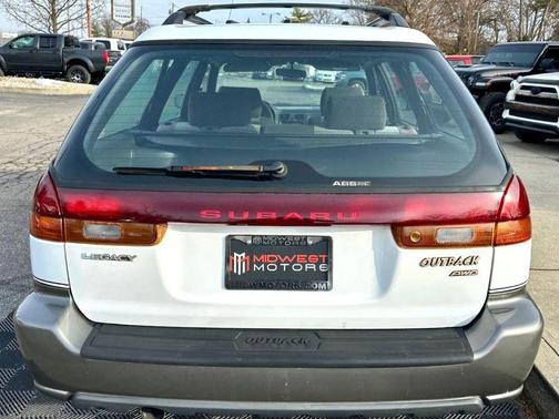 1999 Subaru Legacy Base