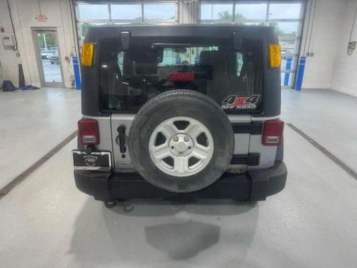 Billet Silver Metallic Clearcoat 2015 Jeep Wrangler Unlimited Sport RHD