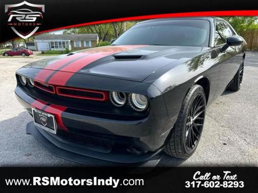 2015 Dodge Challenger SXT