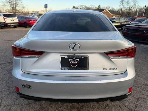 2018 Lexus IS 300 Base