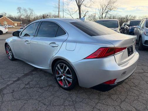2018 Lexus IS 300 Base