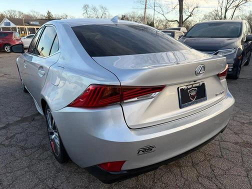 2018 Lexus IS 300 Base