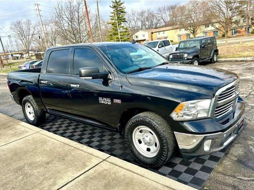 2016 RAM 1500 SLT