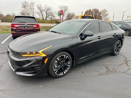 2023 Kia K5 GT-Line