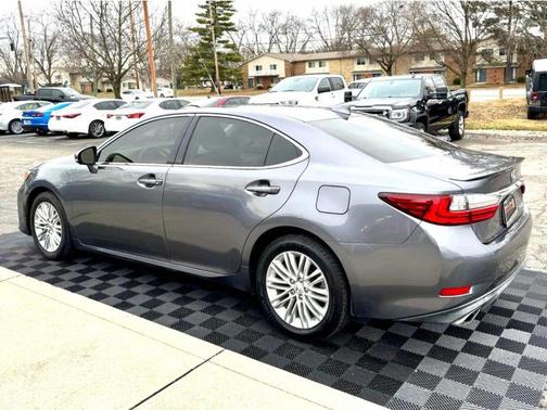 Nebula Gray Pearl 2016 Lexus ES 350 Base