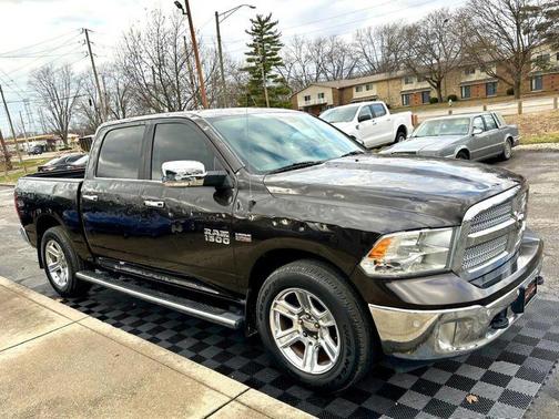 Luxury Brown Pearlcoat 2017 RAM 1500 Lone Star
