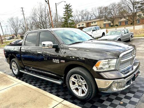 Luxury Brown Pearlcoat 2017 RAM 1500 Lone Star