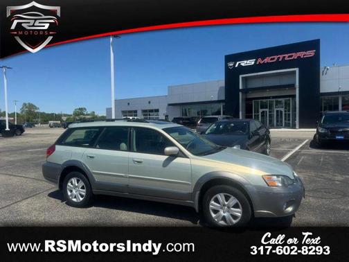 Gold 2005 Subaru Outback 2.5 i Limited