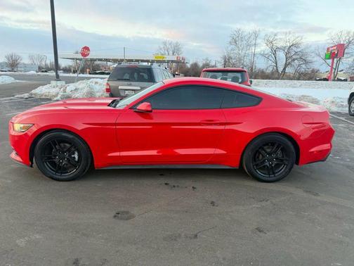 2017 Ford Mustang V6
