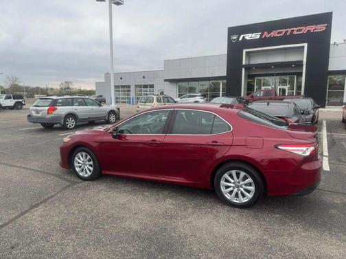 2020 Toyota Camry LE