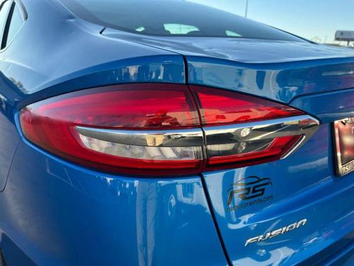 2020 Ford Fusion SEL