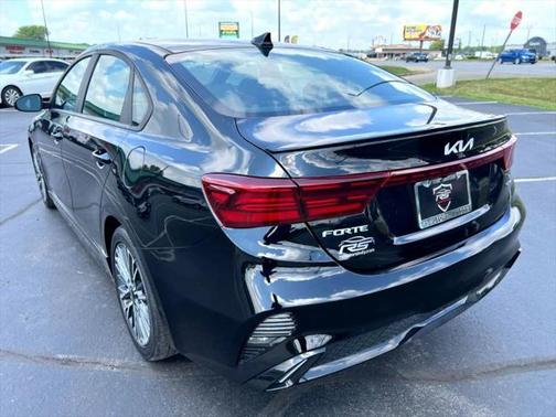 2022 Kia Forte GT-Line