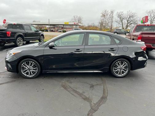 2022 Kia Forte GT-Line