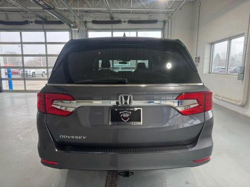 Gray 2018 Honda Odyssey EX