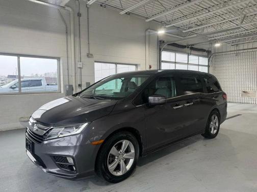 Gray 2018 Honda Odyssey EX