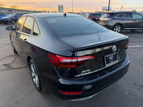 2019 Volkswagen Jetta 1.4T R-Line