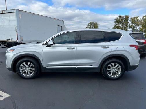 2019 Hyundai SANTA FE SEL 2.4