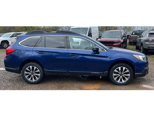 Blue 2017 Subaru Outback 3.6R Limited